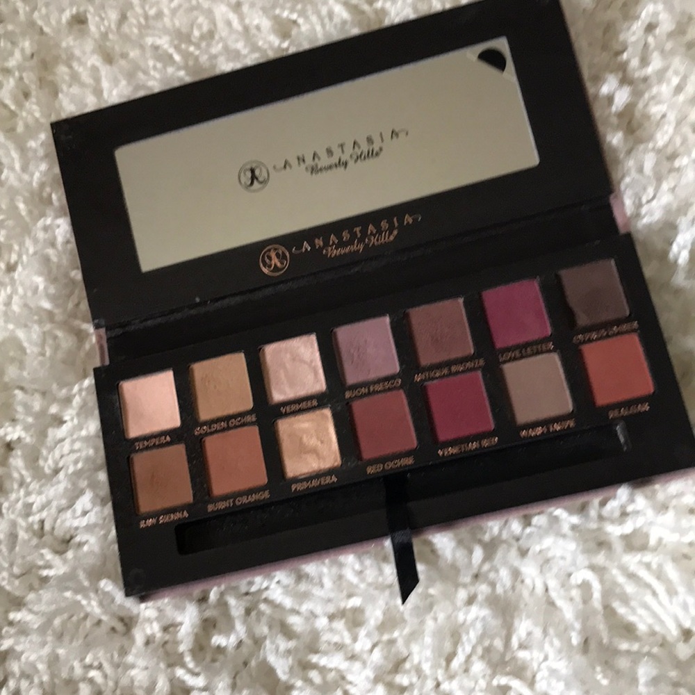 Anastasia BH Renaissance Palette
